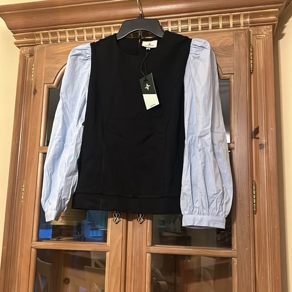 Mixed Media Gracia Top - Picture 7 of 12